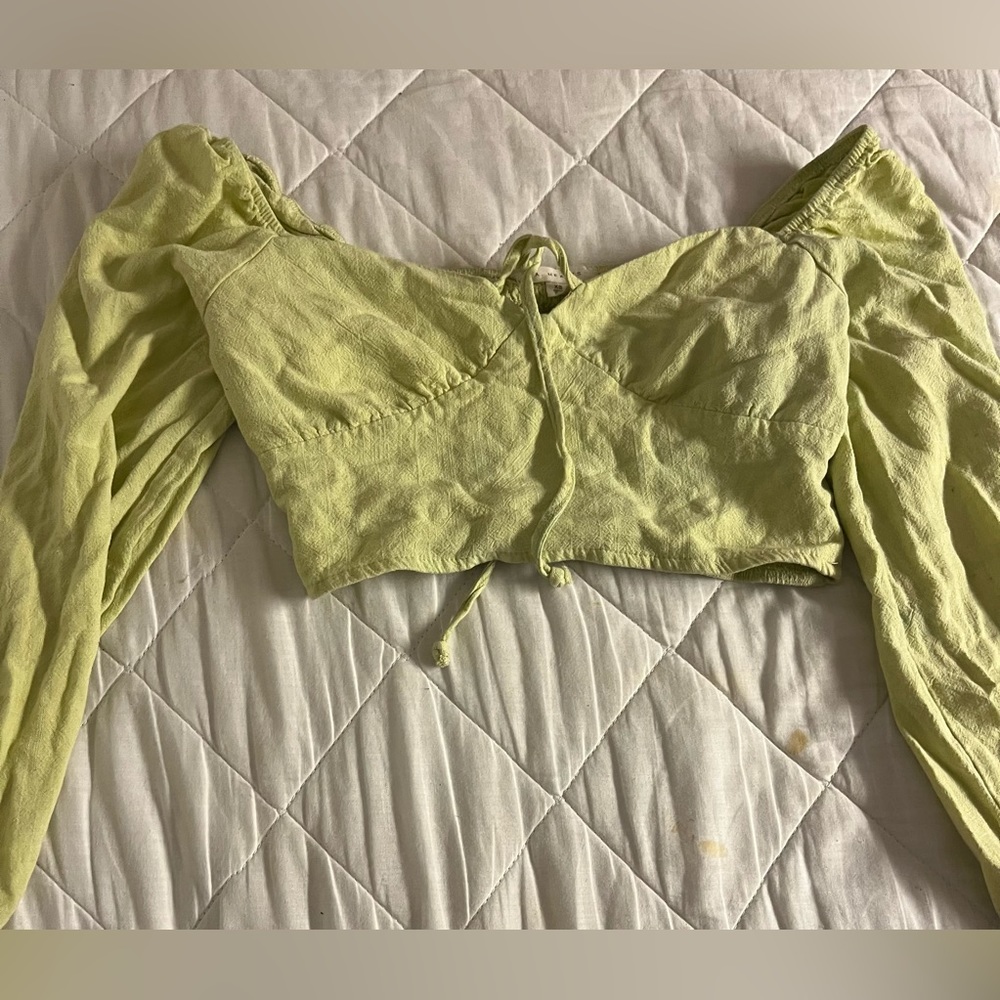 Soft green blouse top from pacsun slightly cropped
